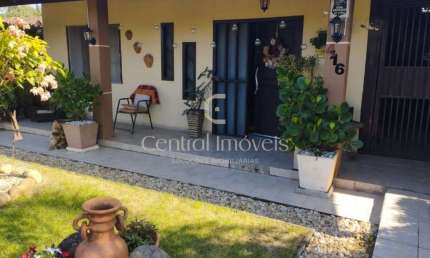 Casa com 4 quartos à venda no Centro, Penha , 210 m2 por R$ 890.000