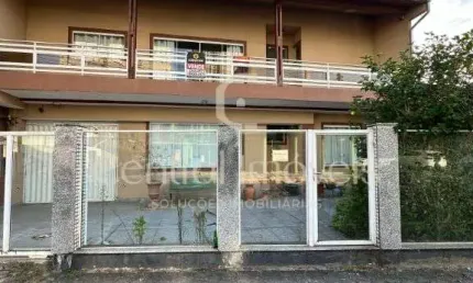 Casa com 4 quartos à venda no Centro, Balneário Piçarras  por R$ 3.250.000