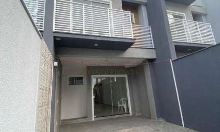 Sobrado com duas suites a 200 metros do mar em Picarras