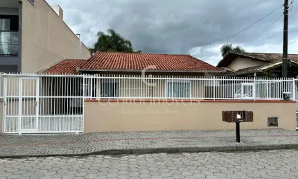 Casa com 3 quartos à venda no Itacolomi, Balneário Piçarras 