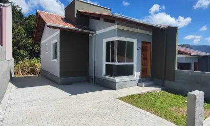 Casa com 2 quartos à venda na Rua Getúlio Vargas, Arapongas, Indaial