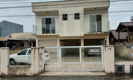 Casa com 3 quartos à venda na Rua Getúlio Vargas, 78, Rio Caveiras, Biguaçu