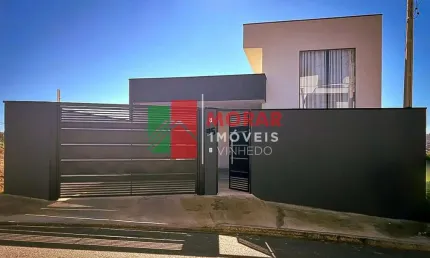 Casa com 3 quartos à venda na Rua Vice-Prefeito Hermínio Bueno, 95, Pinheirinho, Vinhedo, 151 m2 por R$ 1.200.000