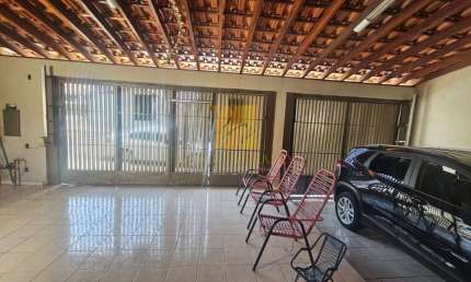 Casa com 3 quartos à venda no Núcleo Residencial Presidente Geisel, Bauru 