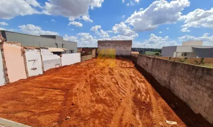 Terreno à venda no Jardim Marília, Bauru 