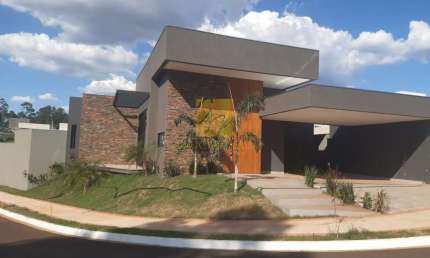 Casa em condomínio fechado com 4 quartos à venda na Vila Santista, Bauru 