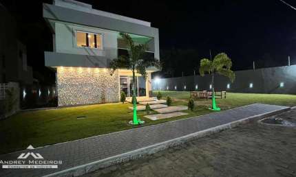 Casa com 4 dormitórios à venda, 177 m² por R$ 920.000,00 - Alto da Serra - Bananeiras/PB