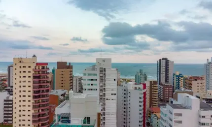 Apartamento para Venda em Torres, Centro, 2 dormitórios, 2 suítes, 1 banheiro, 2 vagas