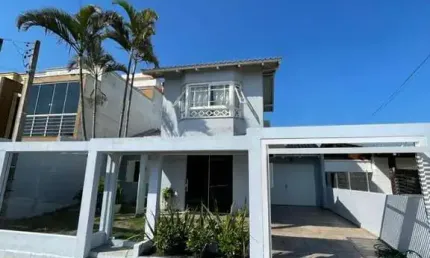 Casa para Venda em Torres, Igra Sul, 3 dormitórios, 1 suíte, 2 banheiros, 3 vagas