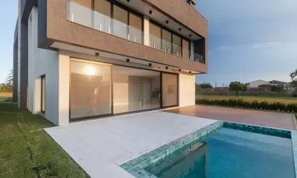 Casa em Condomínio para Venda em Torres, Praia da Cal, 4 dormitórios, 4 suítes, 4 banheiros, 2 vagas