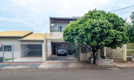 Casa com 3 quartos à venda na Avenida Mário José Romagnolli, 612, Jardim dos Estados, Londrina, 122 m2 por R$ 550.000