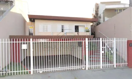 Casa com 4 quartos à venda na Rua Raja Gabaglia, 326, Quebec, Londrina, 211 m2 por R$ 850.000