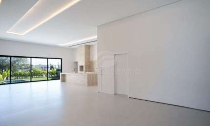 Casa em condomínio fechado com 4 quartos à venda na Rodovia Mello Peixoto, Jardim Tarobá, Cambé, 294 m2 por R$ 2.550.000