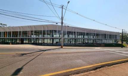 Ponto comercial para alugar na Rua Almeida Garret, 180, Jardim São Jorge, Londrina