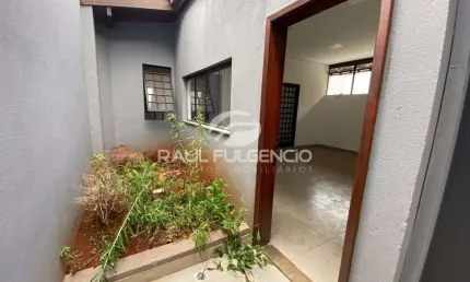 Sala Comercial em excelente localizacao beirando o Lago Igapo da Gleba Palhano