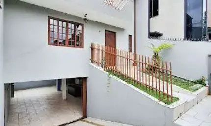 Sobrado com 3 dormitórios à venda, 162 m² por R$ 680.000,00 - Alto Boqueirão - Curitiba/PR