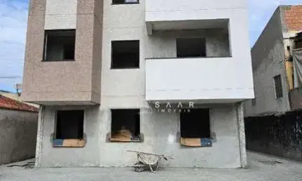 Apartamento três quartos, duas vagas de estacionamento