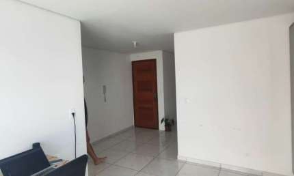 COBERTURA 2 DORMITÓRIOS A VENDA NO BAIRRO CAMPECHE 420 MIL