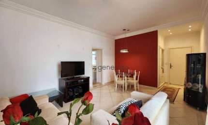 Apartamento para venda na praia das Pitangueiras, frente aomar, reformado, 03 dormitórios, com sacada e linda vista