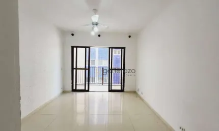 Apartamento a venda na praia do Tombo, 02 dormitórios, 01 vaga de garagem e lazer no prédio