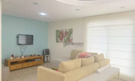 Apartamento á venda na praia das pitangueiras, 03 dormitórios, 01 suíte, 01 vaga de garagem e lazer.1
