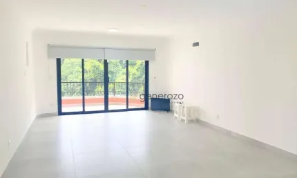 Apartamento à venda na praia das Pitangueiras, 03 suítes, 02 vagas, lazer