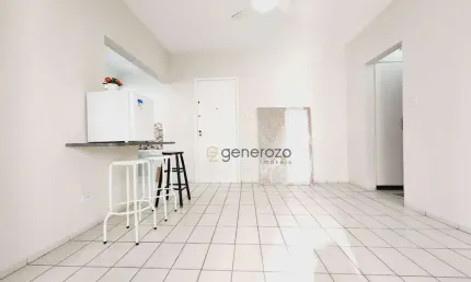 Apartamento a venda na praia das pitangueiras, 01 dormitório, com sacada e 01 vaga de garagem