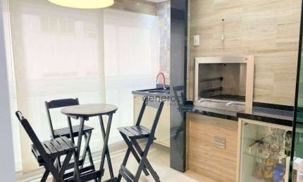 Apartamento à venda na praia das Pitangueiras, 03 suítes, 02 vagas, lazer