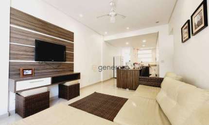 Apartamento a venda na praia das Pitangueiras, 02 dormitórios, a 01 quadra da praia