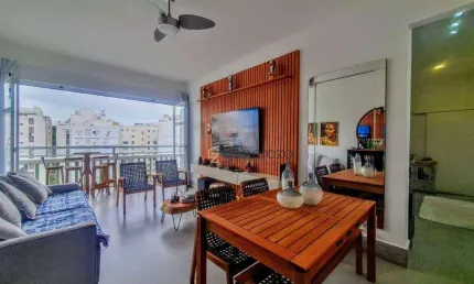 Apartamento á venda na praia das Pitangueiras 03 dormitórios, 01 vagas de garagem na quadra da praia.