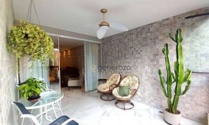 Apartamento com 3 dormitórios à venda, 104 m² por R$ 750.000,00 - Pitangueiras - Guarujá/SP