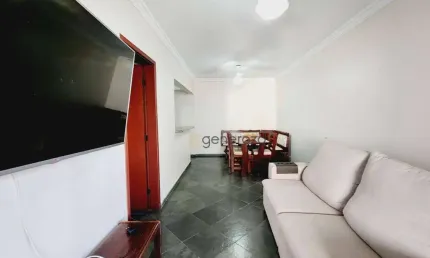 Apartamento a venda na praia das Pitangueiras, 02 dormitórios, 02 vagas de garagem e lazer