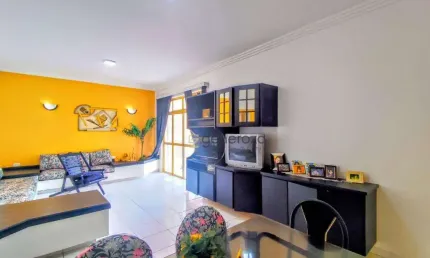 Apartamento frente à praia das Pitangueiras,02 dormitórios