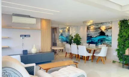 Cobertura duplex à venda na praia das Pitangueiras, 03 suítes, 02 vagas, lazer