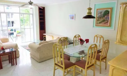 Apartamento na praia das Pitangueiras, 03 dormitórios, 02 vagas, lazer