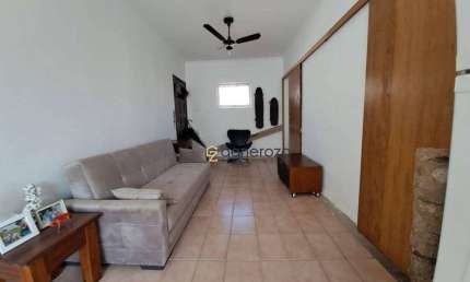 Apartamento a venda na praia das Astúrias, 02 dornitórios, com 01 vaga de garagem