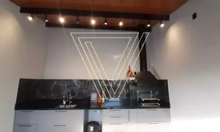 Casa Térrea com Edícula - bairro Caxambú Jundiaí- SP - CA8159