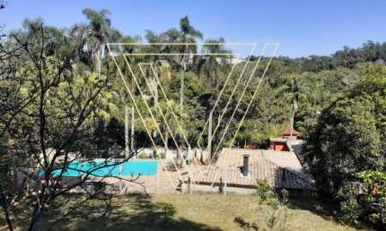 Chácara / sítio com 4 quartos para alugar no Parque da Fazenda, Itatiba 