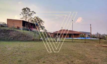 *SÍTIO EM JARINÚ COM 96.800 M², CASA SEDE, POÇO ARTESIANO, MATA NATIVA E NASCENTE, EXCELENTE OPORTUNIDADE... - AR7265