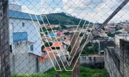 *EXCELENTE TERRENO A VENDA EM RUA COMERCIAL - FINANCIE A COMPRA + CONSTRUÇÃO.  - TE7252