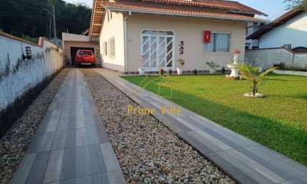 Casa com 2 quartos à venda na Rua Guanabara, 1528, Guanabara, Joinville, 80 m2 por R$ 495.000