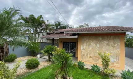 Casa com 3 quartos à venda na Rua João da Costa Júnior, 1148, João Costa, Joinville, 338 m2 por R$ 441.000