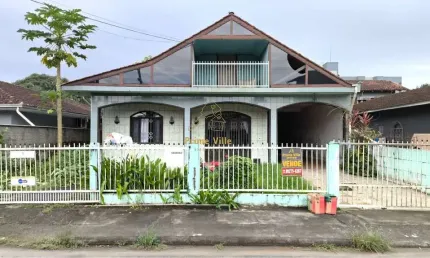 Casa com 3 quartos à venda na Av. Alm. Jaceguay, 2775, Costa e Silva, Joinville