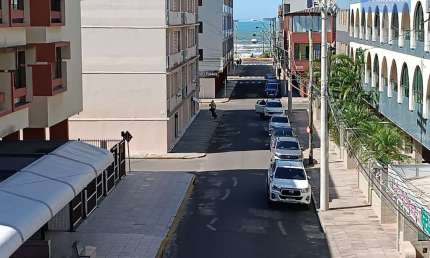 Apartamento 2 dormitórios no Centro de Capão da Canoa