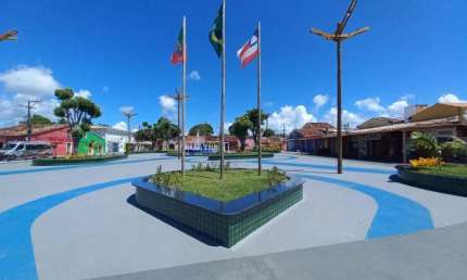 Ponto comercial/ residencial em meio a nossa história.
