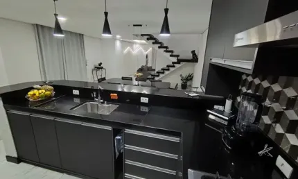 Casa com 3 quartos à venda na Rua Quatro, 100, Residencial Colinas, Mogi das Cruzes
