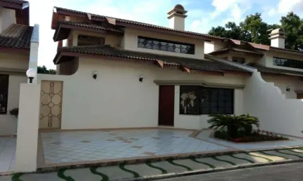 Casa para venda em atibaia, vila santista, 3 dormitórios, 3 suítes, 4 banheiros, 2 vagas