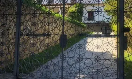 Casa de alto padrão no beiral das pedras  atibaia/sp