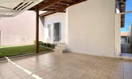 Casa térrea reformada no santa bárbara  atibaia/sp