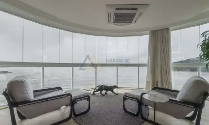 Apartamento com 03 suítes no centro de balneário camboriú/ sc